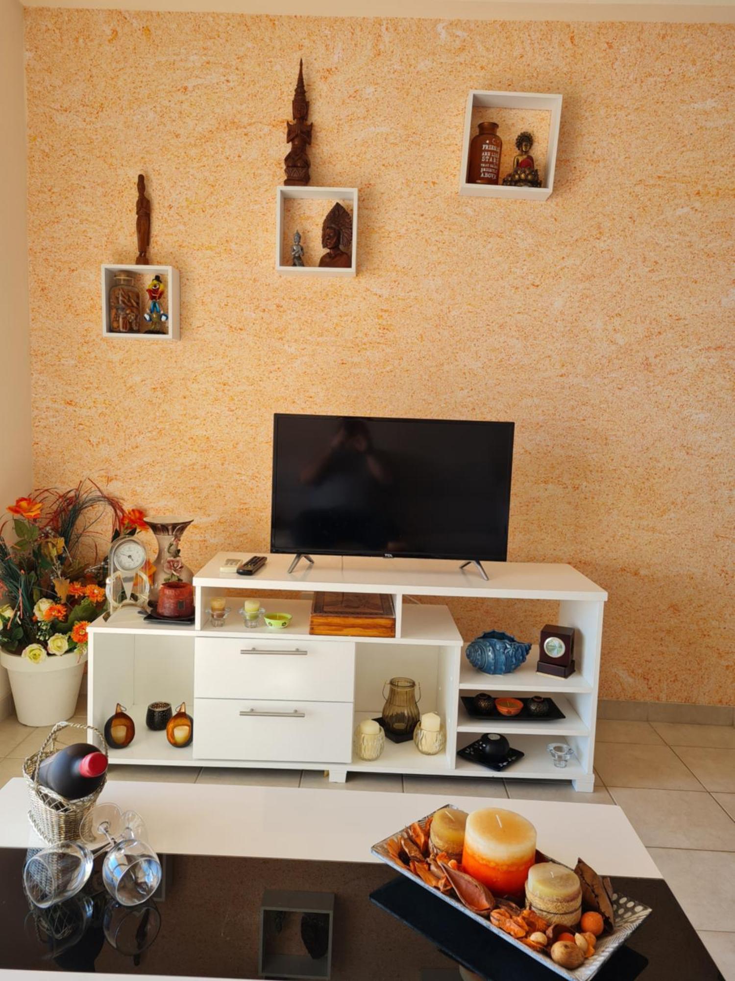 Michaela'S Apartment Paphos Esterno foto